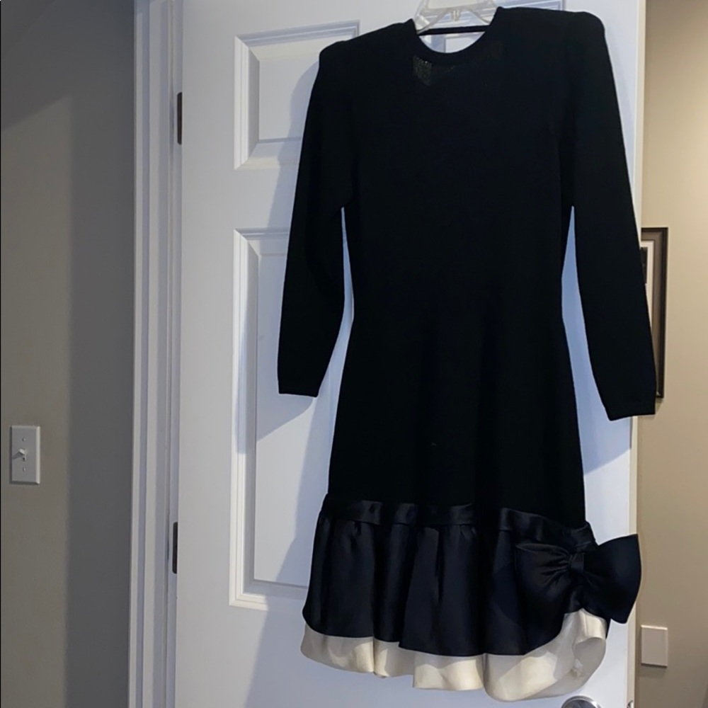 St John beautiful dress